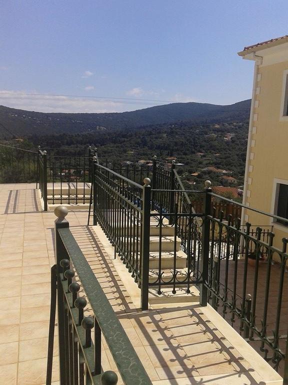 Iriana Village Inn Sztavrósz Kültér fotó