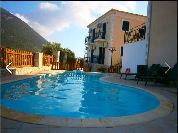 Iriana Village Inn Sztavrósz Szoba fotó